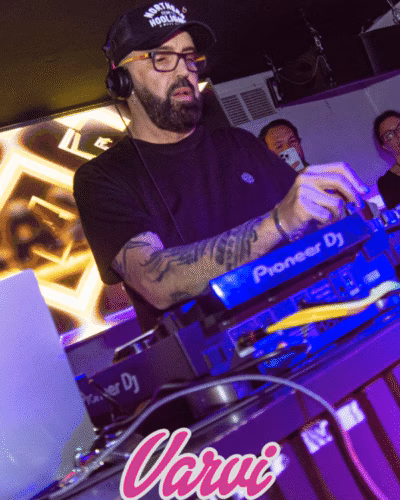 Cuánto Cuesta Contratar un DJ en Madrid: Precios Reales por Tipo de Evento